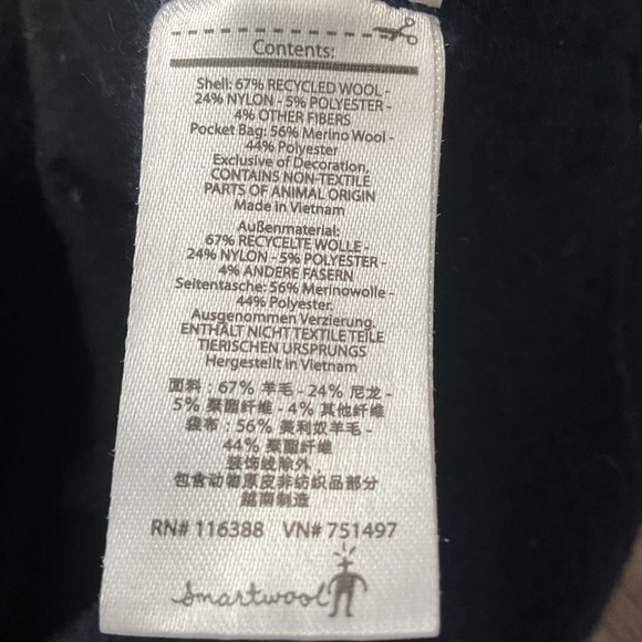 Smart wool navy men’s vest - Picture 3 of 5